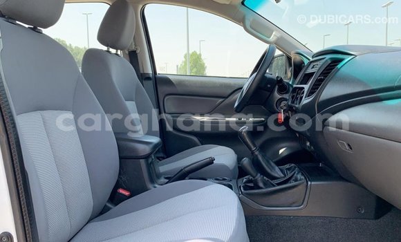Sayi Imported Mitsubishi L200 White Mota in Import - Dubai a Ashanti Sayi Imported Mitsubishi L200 White Mota in Import - Dubai a Ashanti