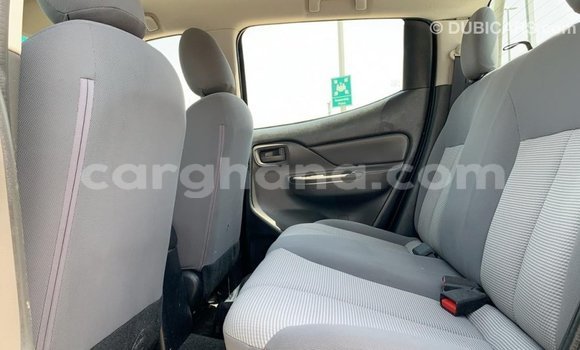 Sayi Imported Mitsubishi L200 White Mota in Import - Dubai a Ashanti Sayi Imported Mitsubishi L200 White Mota in Import - Dubai a Ashanti