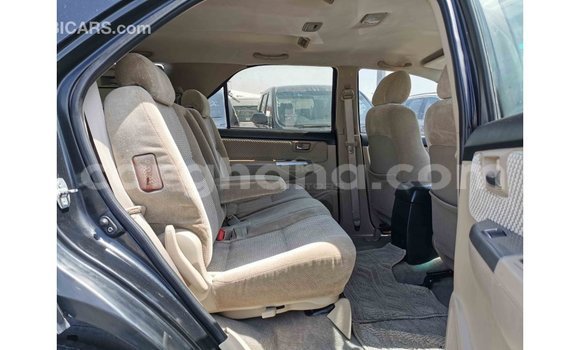 Sayi Imported Toyota Fortuner Black Mota in Import - Dubai a Ashanti Sayi Imported Toyota Fortuner Black Mota in Import - Dubai a Ashanti