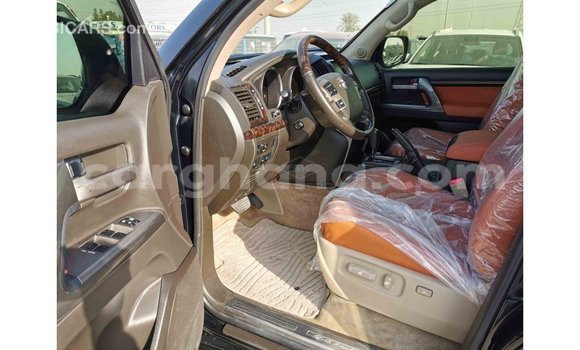 Sayi Imported Toyota Land Cruiser Black Mota in Import - Dubai a Ashanti Sayi Imported Toyota Land Cruiser Black Mota in Import - Dubai a Ashanti