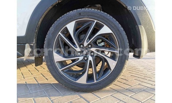 Ra Imported Hyundai Tucson funfun Ọkọ̀ in Import - Dubai ni Ashanti Ra Imported Hyundai Tucson funfun Ọkọ̀ in Import - Dubai ni Ashanti