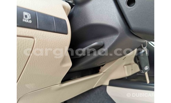 Buy Import Toyota Camry White Car in Import - Dubai in Ashanti Buy Import Toyota Camry White Car in Import - Dubai in Ashanti