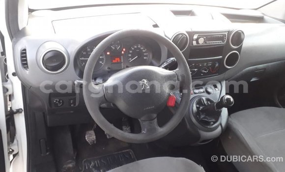 Sayi Imported Peugeot Partner White Mota in Import - Dubai a Ashanti Sayi Imported Peugeot Partner White Mota in Import - Dubai a Ashanti