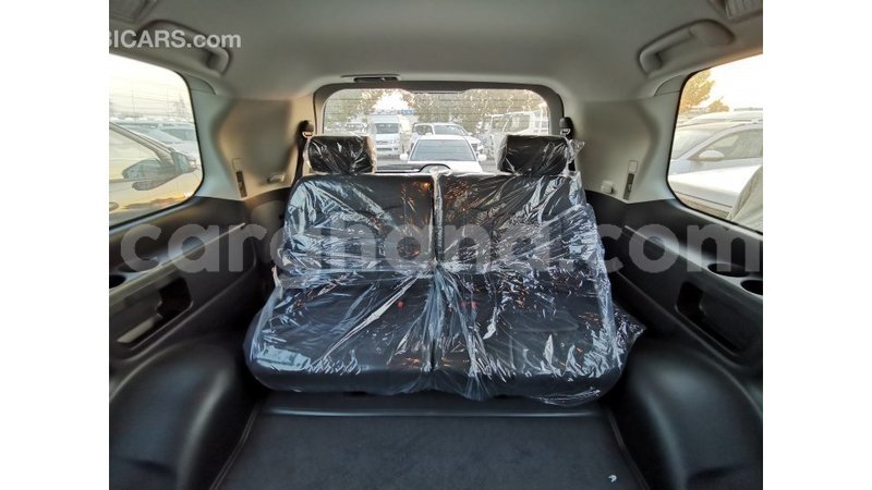 Big with watermark toyota land cruiser ashanti import dubai 23898