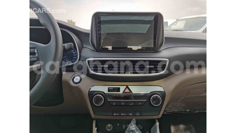 Big with watermark hyundai tucson ashanti import dubai 23906