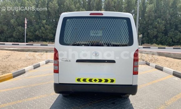 Sayi Imported Toyota Hiace White Mota in Import - Dubai a Ashanti Sayi Imported Toyota Hiace White Mota in Import - Dubai a Ashanti