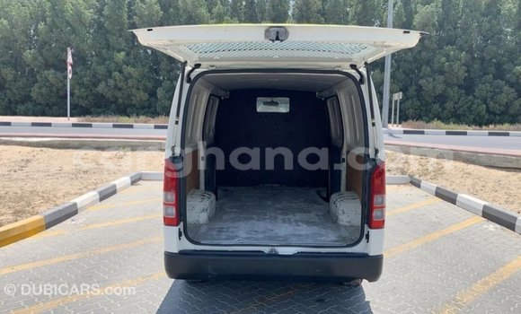 Sayi Imported Toyota Hiace White Mota in Import - Dubai a Ashanti Sayi Imported Toyota Hiace White Mota in Import - Dubai a Ashanti