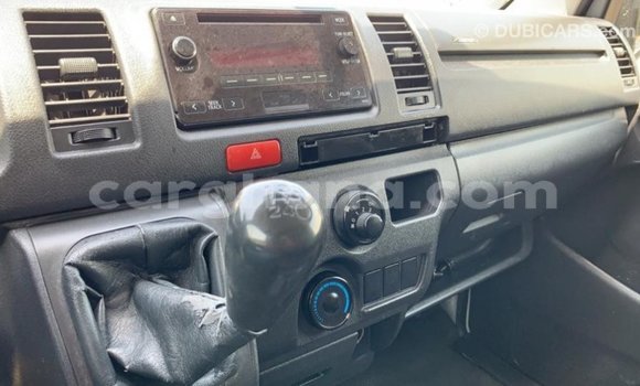 Sayi Imported Toyota Hiace White Mota in Import - Dubai a Ashanti Sayi Imported Toyota Hiace White Mota in Import - Dubai a Ashanti