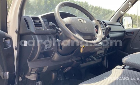 Sayi Imported Toyota Hiace White Mota in Import - Dubai a Ashanti Sayi Imported Toyota Hiace White Mota in Import - Dubai a Ashanti