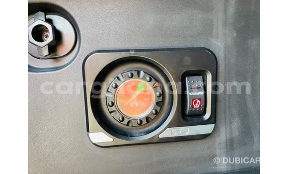 Ra Imported Toyota FJ Cruiser funfun Ọkọ̀ in Import - Dubai ni Ashanti Ra Imported Toyota FJ Cruiser funfun Ọkọ̀ in Import - Dubai ni Ashanti