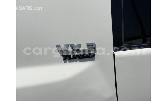 Ra Imported Toyota FJ Cruiser funfun Ọkọ̀ in Import - Dubai ni Ashanti Ra Imported Toyota FJ Cruiser funfun Ọkọ̀ in Import - Dubai ni Ashanti