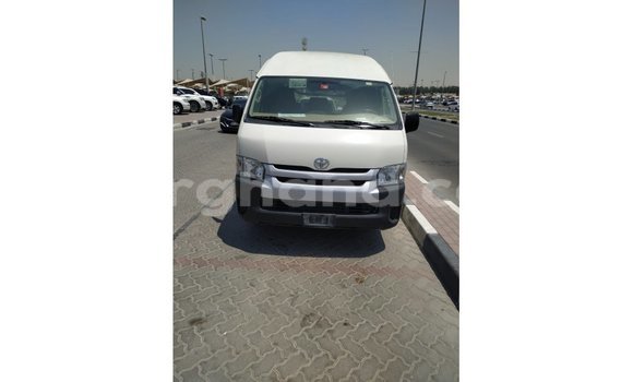 Ra Imported Toyota Hiace funfun Ọkọ̀ in Import - Dubai ni Ashanti Ra Imported Toyota Hiace funfun Ọkọ̀ in Import - Dubai ni Ashanti