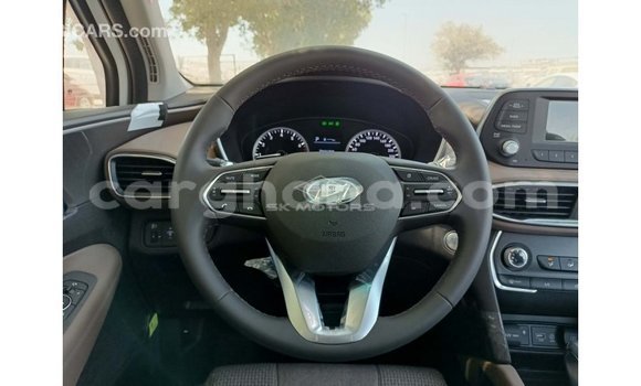 Sayi Imported Hyundai Santa Fe White Mota in Import - Dubai a Ashanti Sayi Imported Hyundai Santa Fe White Mota in Import - Dubai a Ashanti
