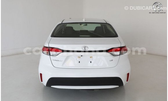 Sayi Imported Toyota Corolla White Mota in Import - Dubai a Ashanti Sayi Imported Toyota Corolla White Mota in Import - Dubai a Ashanti