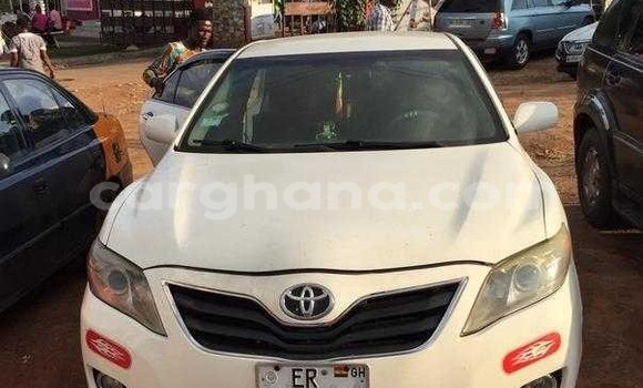 Buy Used Toyota Camry White Car in Accra in Greater Accra Buy Used Toyota Camry White Car in Accra in Greater Accra