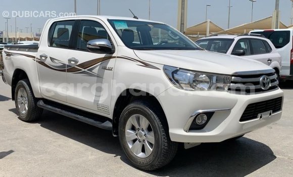 Ra Imported Toyota Hilux funfun Ọkọ̀ in Import - Dubai ni Ashanti Ra Imported Toyota Hilux funfun Ọkọ̀ in Import - Dubai ni Ashanti