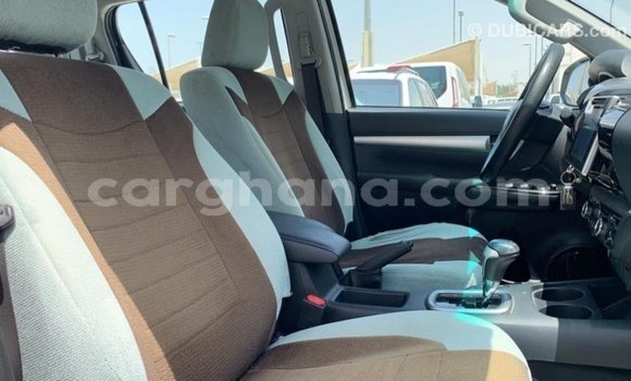 Ra Imported Toyota Hilux funfun Ọkọ̀ in Import - Dubai ni Ashanti Ra Imported Toyota Hilux funfun Ọkọ̀ in Import - Dubai ni Ashanti