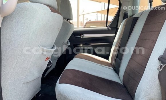 Ra Imported Toyota Hilux funfun Ọkọ̀ in Import - Dubai ni Ashanti Ra Imported Toyota Hilux funfun Ọkọ̀ in Import - Dubai ni Ashanti