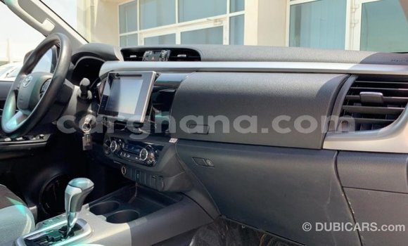 Ra Imported Toyota Hilux funfun Ọkọ̀ in Import - Dubai ni Ashanti Ra Imported Toyota Hilux funfun Ọkọ̀ in Import - Dubai ni Ashanti