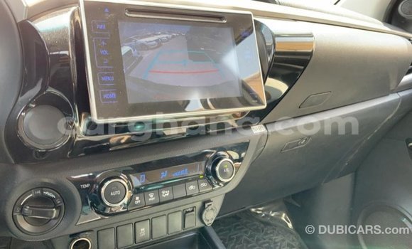 Ra Imported Toyota Hilux funfun Ọkọ̀ in Import - Dubai ni Ashanti Ra Imported Toyota Hilux funfun Ọkọ̀ in Import - Dubai ni Ashanti