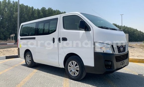 Buy Import Nissan Urvan White Car in Import - Dubai in Ashanti Buy Import Nissan Urvan White Car in Import - Dubai in Ashanti