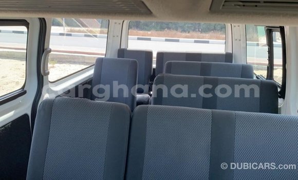Buy Import Nissan Urvan White Car in Import - Dubai in Ashanti Buy Import Nissan Urvan White Car in Import - Dubai in Ashanti