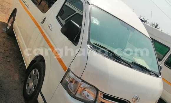 Buy Used Toyota Hiace White Car in Accra in Greater Accra Buy Used Toyota Hiace White Car in Accra in Greater Accra