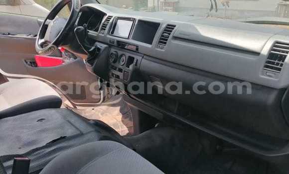 Buy Used Toyota Hiace White Car in Accra in Greater Accra Buy Used Toyota Hiace White Car in Accra in Greater Accra