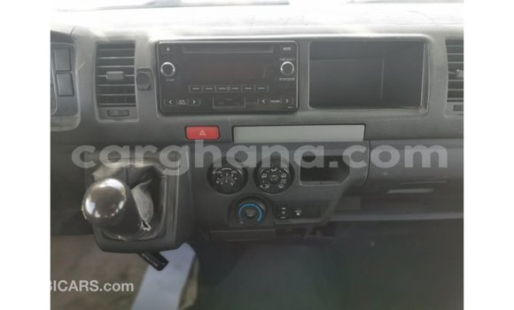 Sayi Imported Toyota Hiace White Mota in Import - Dubai a Ashanti Sayi Imported Toyota Hiace White Mota in Import - Dubai a Ashanti