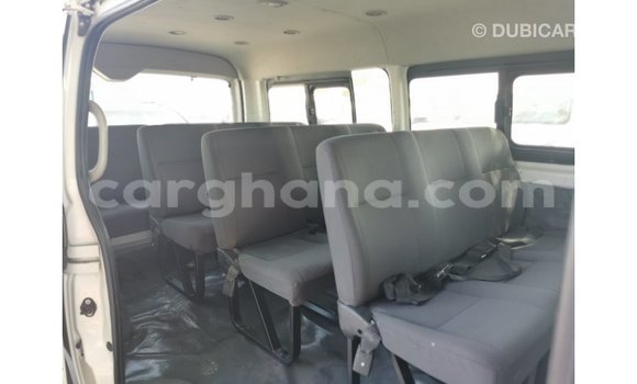 Sayi Imported Toyota Hiace White Mota in Import - Dubai a Ashanti Sayi Imported Toyota Hiace White Mota in Import - Dubai a Ashanti