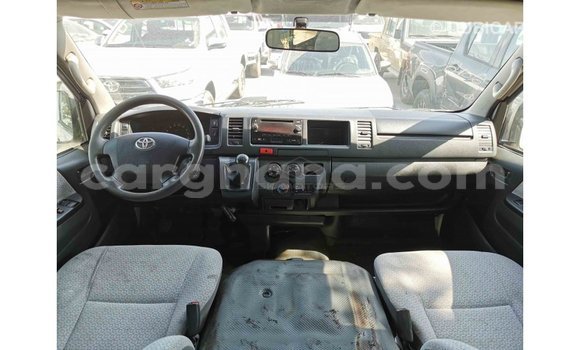 Buy Import Toyota Hiace White Car in Import - Dubai in Ashanti Buy Import Toyota Hiace White Car in Import - Dubai in Ashanti
