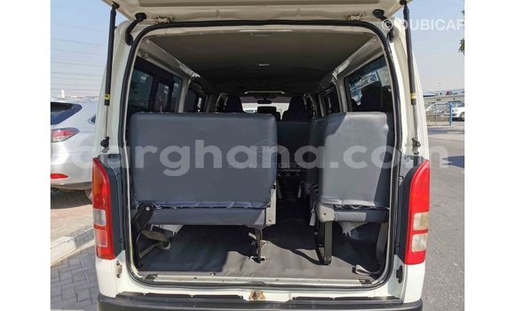 Sayi Imported Toyota Hiace White Mota in Import - Dubai a Ashanti Sayi Imported Toyota Hiace White Mota in Import - Dubai a Ashanti