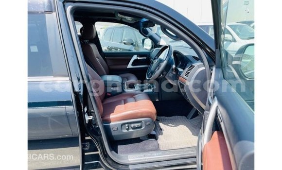 Buy Import Toyota Land Cruiser Black Car in Import - Dubai in Ashanti Buy Import Toyota Land Cruiser Black Car in Import - Dubai in Ashanti