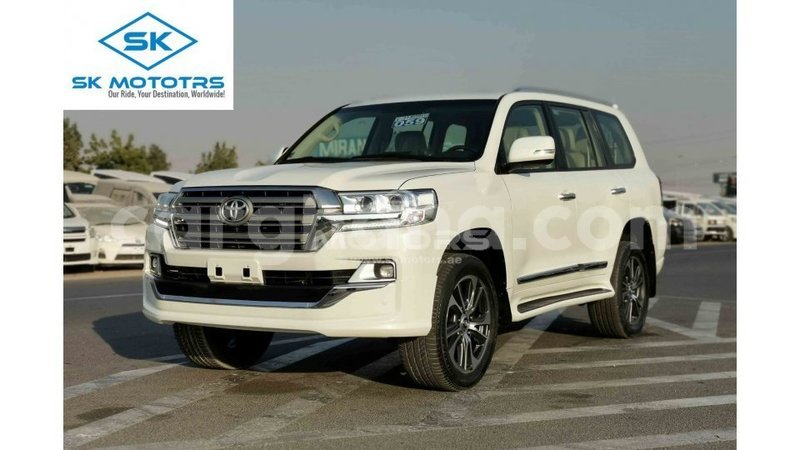 Big with watermark toyota land cruiser ashanti import dubai 24098