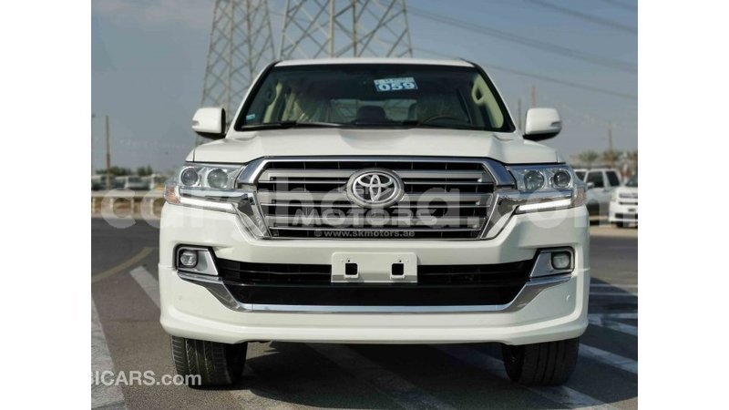 Big with watermark toyota land cruiser ashanti import dubai 24098