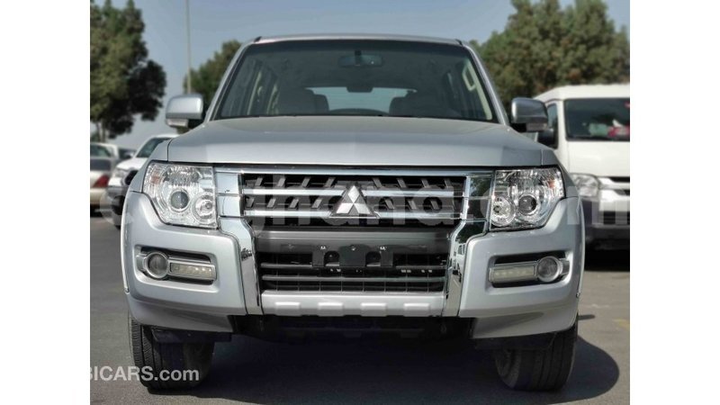 Big with watermark mitsubishi pajero ashanti import dubai 24109