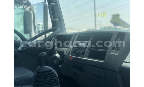 Ra Imported Isuzu NPR funfun Ọkọ̀ akẹ́rù ńlá in Import - Dubai ni Ashanti Ra Imported Isuzu NPR funfun Ọkọ̀ akẹ́rù ńlá in Import - Dubai ni Ashanti