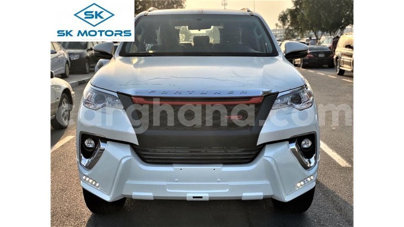 Big with watermark toyota fortuner ashanti import dubai 24141