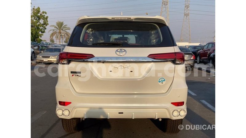 Big with watermark toyota fortuner ashanti import dubai 24141