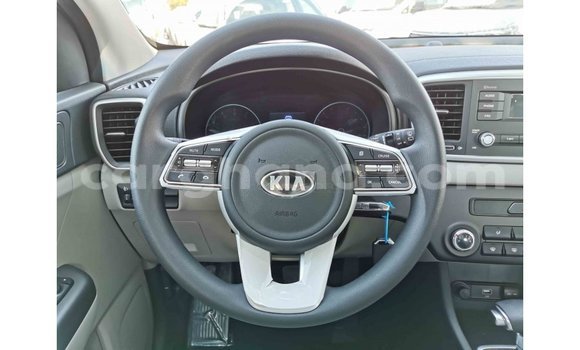 Buy Import Kia Sportage White Car in Import - Dubai in Ashanti Buy Import Kia Sportage White Car in Import - Dubai in Ashanti