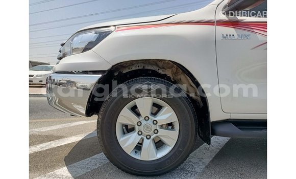 Buy Import Toyota Hilux White Car in Import - Dubai in Ashanti Buy Import Toyota Hilux White Car in Import - Dubai in Ashanti
