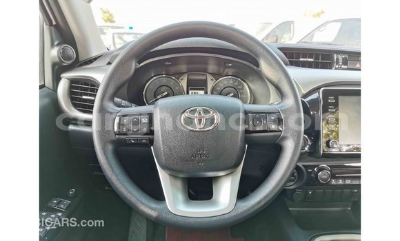 Ra Imported Toyota Hilux funfun Ọkọ̀ in Import - Dubai ni Ashanti Ra Imported Toyota Hilux funfun Ọkọ̀ in Import - Dubai ni Ashanti
