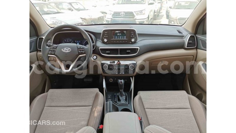 Big with watermark hyundai tucson ashanti import dubai 24169