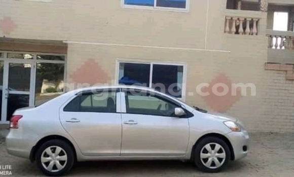 Buy Used Toyota Avensis White Car in Accra in Greater Accra Buy Used Toyota Avensis White Car in Accra in Greater Accra