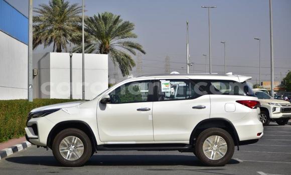 Ra Tuntun Toyota Fortuner funfun Ọkọ̀ in Import - Dubai ni Ashanti Ra Tuntun Toyota Fortuner funfun Ọkọ̀ in Import - Dubai ni Ashanti