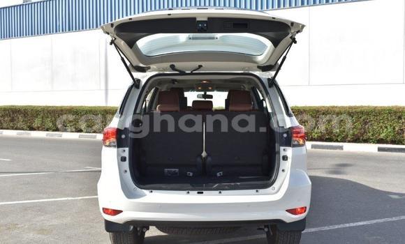 Ra Tuntun Toyota Fortuner funfun Ọkọ̀ in Import - Dubai ni Ashanti Ra Tuntun Toyota Fortuner funfun Ọkọ̀ in Import - Dubai ni Ashanti