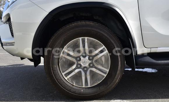 Ra Tuntun Toyota Fortuner funfun Ọkọ̀ in Import - Dubai ni Ashanti Ra Tuntun Toyota Fortuner funfun Ọkọ̀ in Import - Dubai ni Ashanti