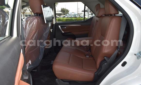 Ra Tuntun Toyota Fortuner funfun Ọkọ̀ in Import - Dubai ni Ashanti Ra Tuntun Toyota Fortuner funfun Ọkọ̀ in Import - Dubai ni Ashanti