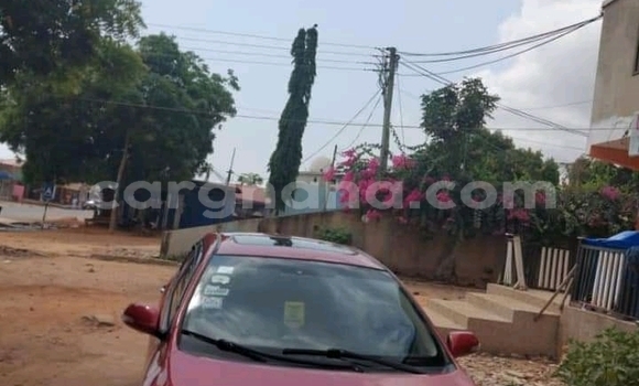 Sayi Na hannu Toyota Corolla Red Mota in Accra a Greater Accra Sayi Na hannu Toyota Corolla Red Mota in Accra a Greater Accra
