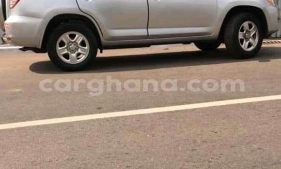 Sayi Na hannu Toyota Land Cruiser Prado White Mota in Accra a Greater Accra Sayi Na hannu Toyota Land Cruiser Prado White Mota in Accra a Greater Accra